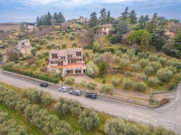 CASA INDIPENDENTE A NEGRAR DI VALPOLICELLA