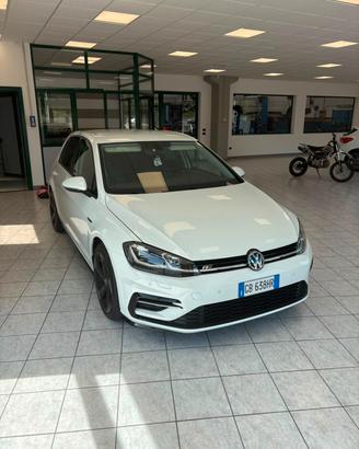 Volkswagen Golf 2.0 TDI DSG 5p. Executive BlueMoti