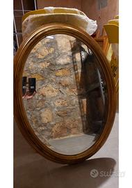 Specchio ovale stile classico