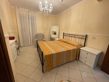 Camera con bagno privato e spese incluse