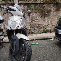 Kymco Agility 200i
