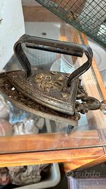 Ferro da Stiro Antico