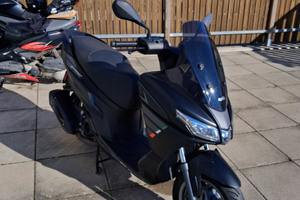 Motorino Aprilia SXR 50