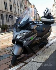 Suzuki Burgman 650 executive 
