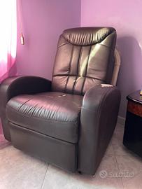 Poltrona Relax Reclinabile con poggiapiedi