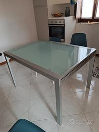 Tavolo estraibile