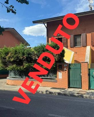 Villetta a schiera di 100 m² con 4 locali e box au