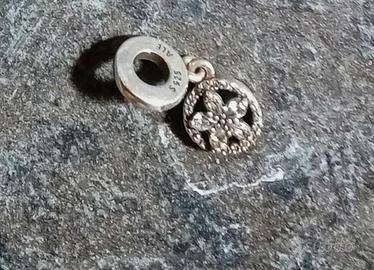 Pandora charm originale