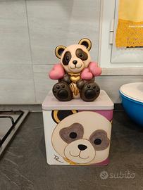 Panda Thun con cuori