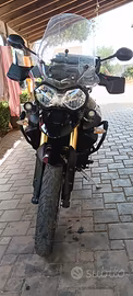 moto Triumph Tiger  800 cc