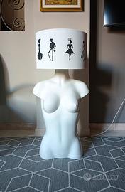 Lampada manichino "Lady in Black and White"