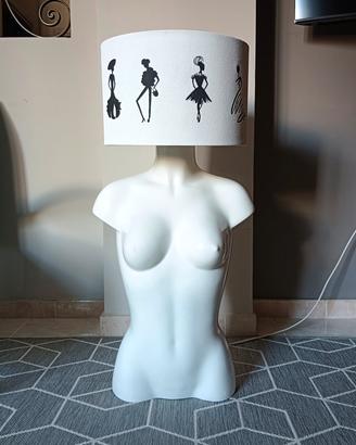 Lampada manichino "Lady in Black and White"