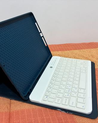 Custodia iPad 9ª generazione con tastiera Bluetoot