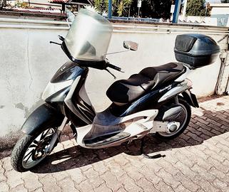 Piaggio Beverly 250 - 2004