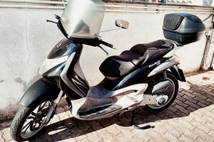 Piaggio Beverly 250 - 2004