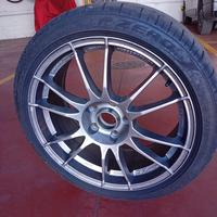 Cerchi Oz 18” + pneumatici Pirelli P Zero