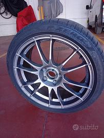 Cerchi Oz 18” + pneumatici Pirelli P Zero
