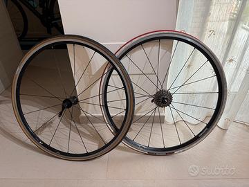 Ruote Shimano 9V + Elite Coperton per rullo