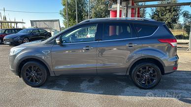 FORD Kuga 2.0 TDCI 120 CV S&S 2WD Titanium