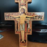 crocifissi artistici