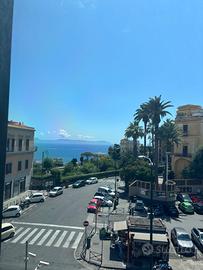 Ampia e panoramica abitazione in corso europa, na