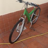 Bicicletta MTB raggio 26
