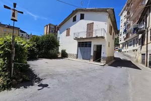 Splendida Casa Indipendente cielo-terra con Ampio