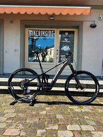 Pivot Shuttle AM Ride 90 mis L PRONTA CONSEGNA