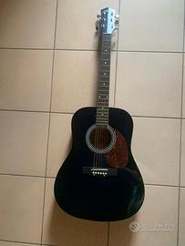 Chitarra acustica