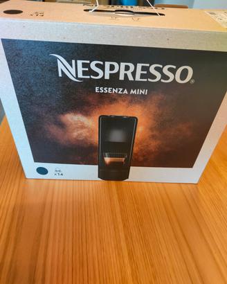 Macchina caffè Nespresso Mini 