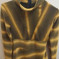 vestito taglia unica con cartellino