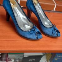 Scarpa décolleté scamosciato azzurro