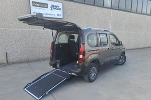 Peugeot Rifter TRASPORTO DISABILI Ribassato