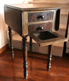 TAVOLINO CON RIBALTE  DEL 900