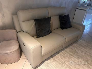 Divani poltrone sofà