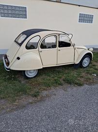 Auto d'epoca Citroën 2 Cavalli