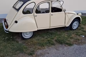 Auto d'epoca Citroën 2 Cavalli