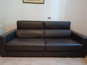 Divano 3 posti in ecopelle