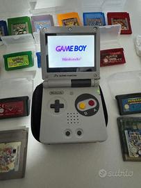 Gameboy Advance SP (schermo LCD V5 IPS) + giochi