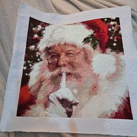quadro tela ricamata a punto croce  babbo Natale