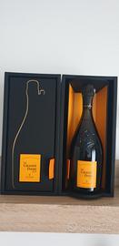 champagne la Grand Dame 2008