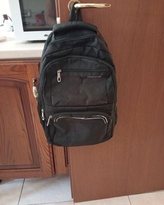 🎒 Zaino nero multitasche 🎒