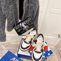 Sneakers AUTRY nere e bianche, taglia 39