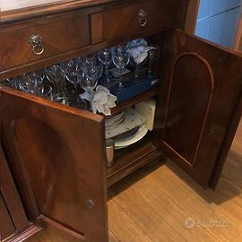 Credenza ciliegio seconda metà dell'ottocento