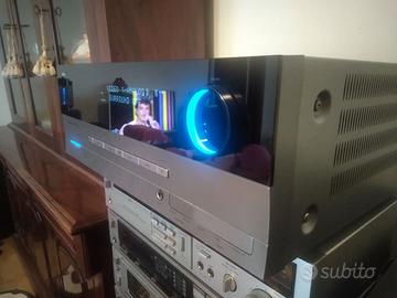 Amplificatore Harman Kardoon con volume a luna