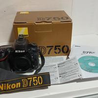 NIKON D750