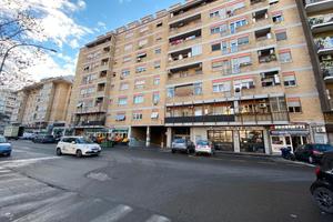 Magazzino Casal Bruciato Via Zampieri (RM)