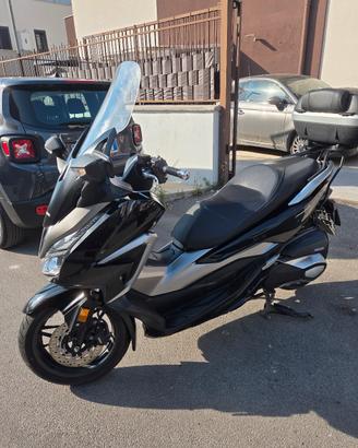 Honda Forza 350