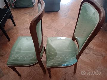 2 sedie antiche in legno massello