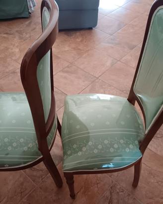 2 sedie antiche in legno massello